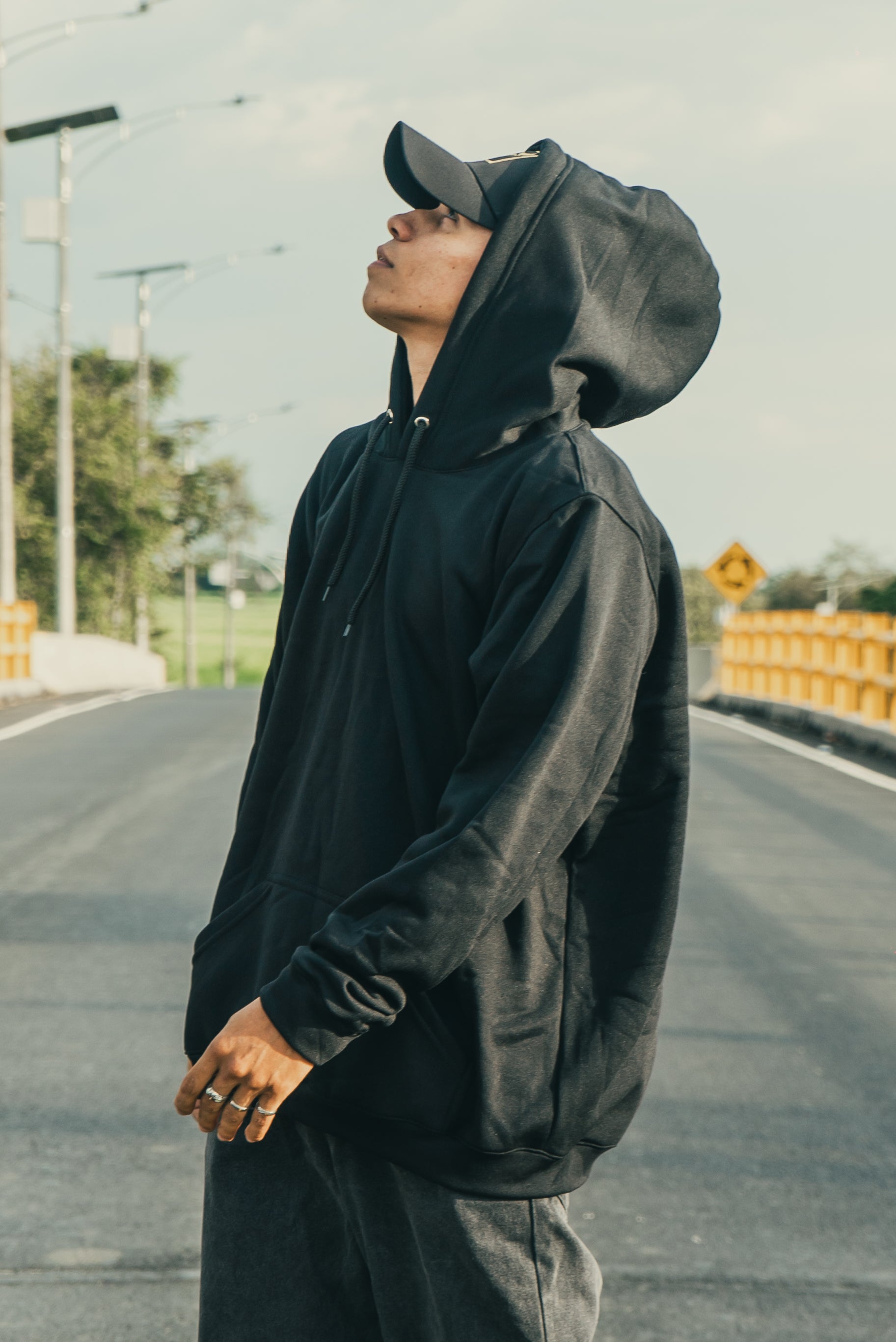 HOODIE BASSIC